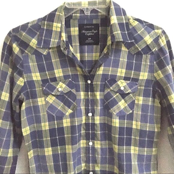 American Eagle favorite fit snap front top S - Picture 3 of 8